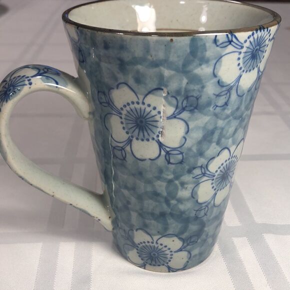 Coffee mug, Blue floral with flaw Used - Picture 2 of 9